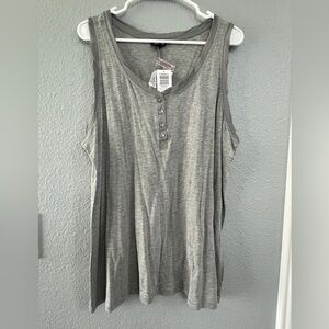 Torrid - Grey tank top with button detail. Size 1X